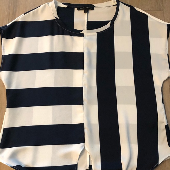 Banana Republic Tops - Banana Republic Blouse